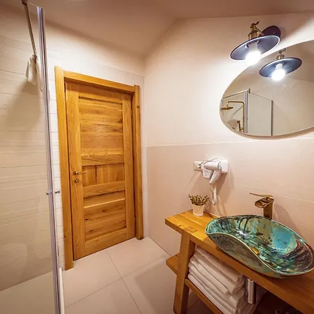 Conacul Sanct Gurgh Guest house Cormaia